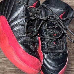 Jordan 12s size 13c